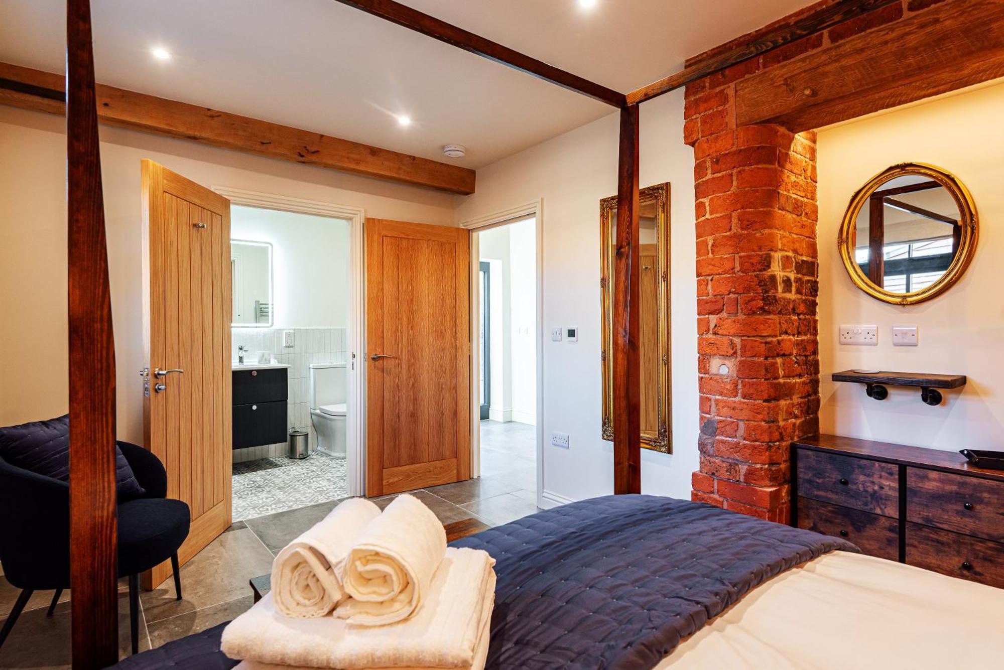 Pigeon House - Unique Barn With Private Garden, Hot Tub And Wood Burner Villa Shrewsbury Eksteriør bilde