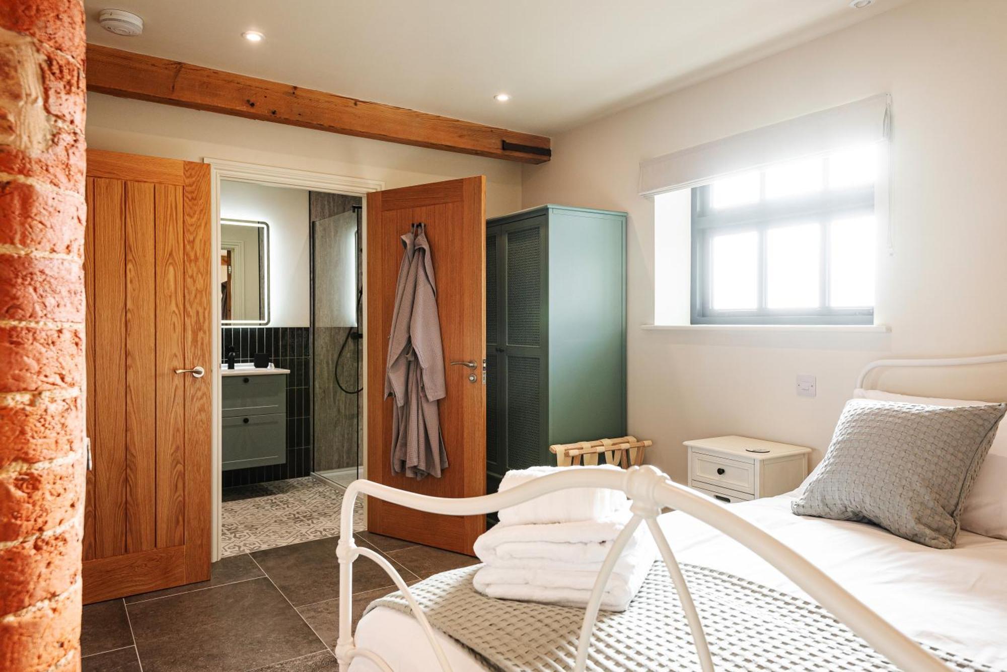 Pigeon House - Unique Barn With Private Garden, Hot Tub And Wood Burner Villa Shrewsbury Eksteriør bilde
