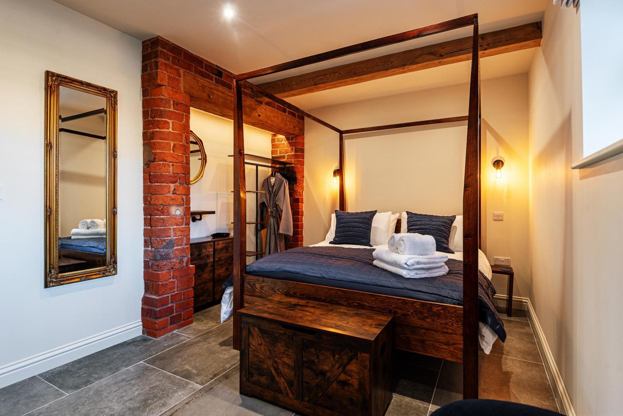 Pigeon House - Unique Barn With Private Garden, Hot Tub And Wood Burner Villa Shrewsbury Eksteriør bilde