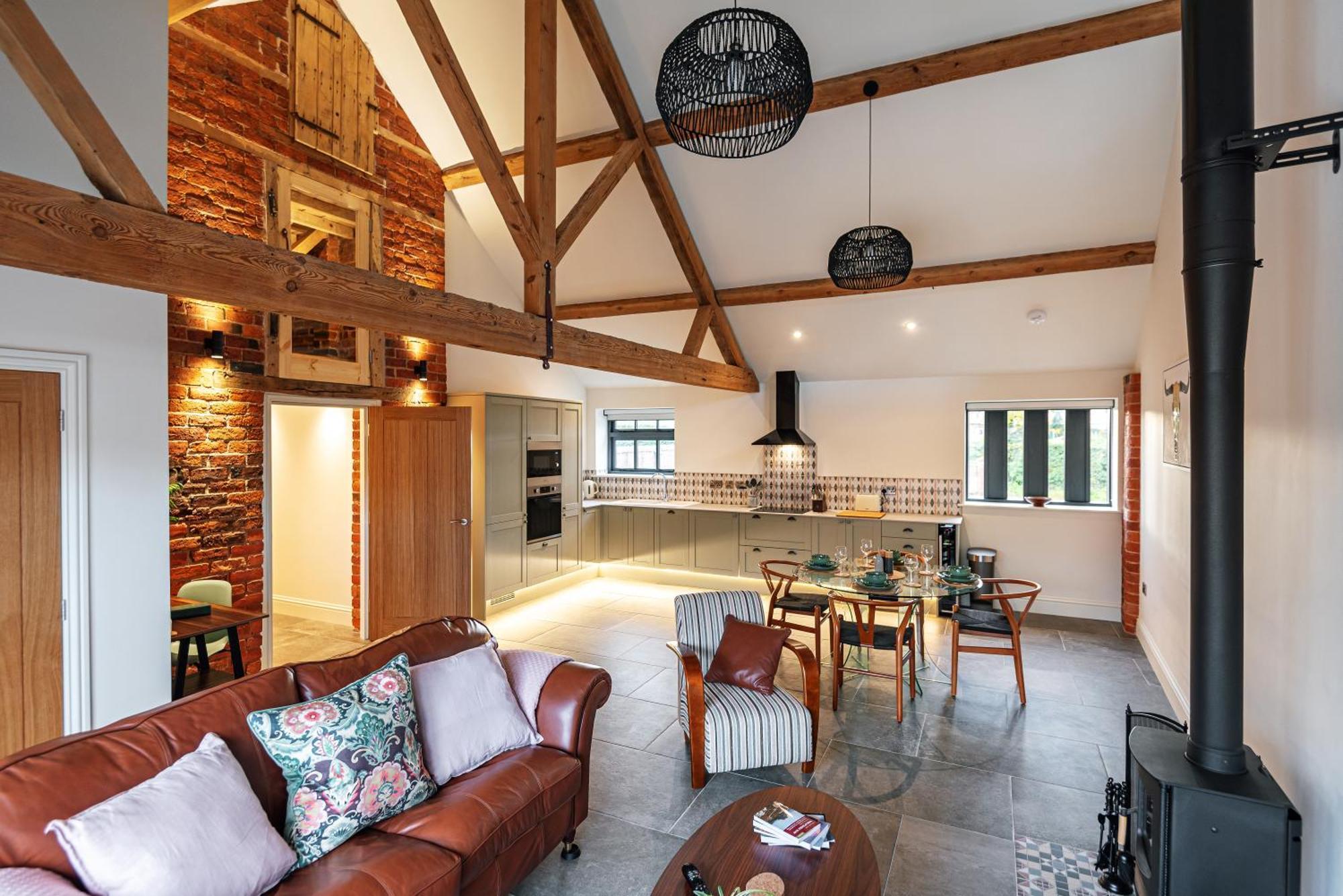 Pigeon House - Unique Barn With Private Garden, Hot Tub And Wood Burner Villa Shrewsbury Eksteriør bilde