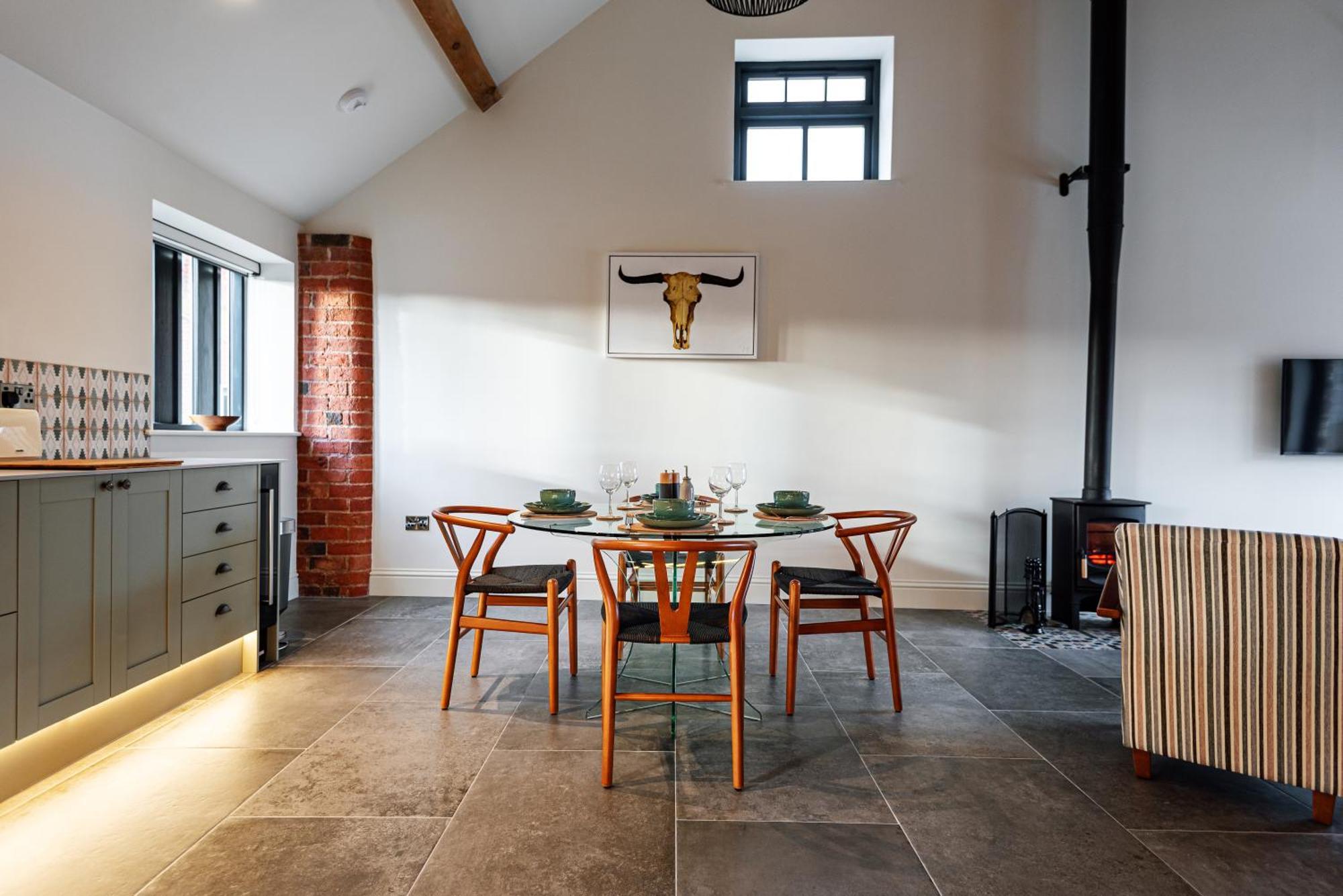 Pigeon House - Unique Barn With Private Garden, Hot Tub And Wood Burner Villa Shrewsbury Eksteriør bilde